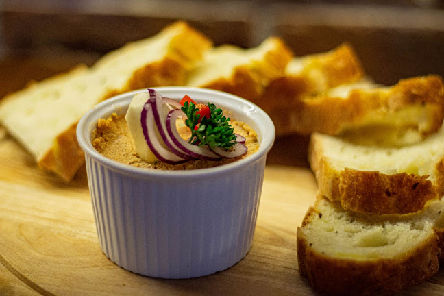 ČIERNY KOHÚT REŠTAURÁCIA - Gastronómia a pohostinstvo