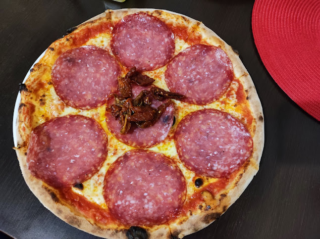 Opinii despre Pizzeria Leone în Sekčov - Gastronómia a pohostinstvo