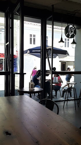 Opinii despre QUINSBORO în Bratislava - Gastronómia a pohostinstvo