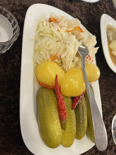 Comentarii opinii despre Husacina Gurmánsky Grob