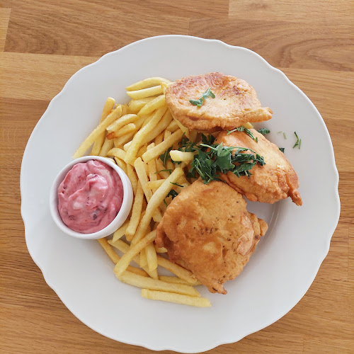 J. Vuruma 13 - Gastronómia a pohostinstvo