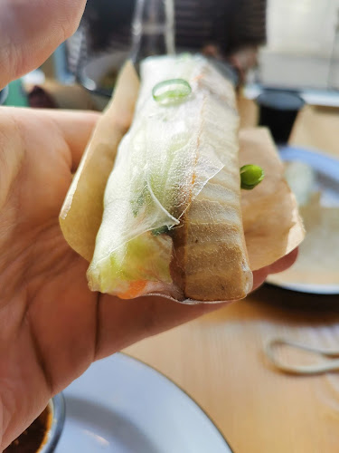 Comentarii opinii despre NhàBè Martin