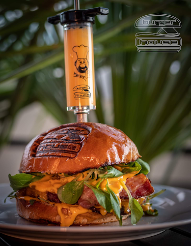 Opinii despre Burger House Práznovce în Práznovce - Gastronómia a pohostinstvo