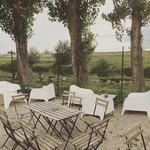 Cafe Dunaj - Gastronómia a pohostinstvo