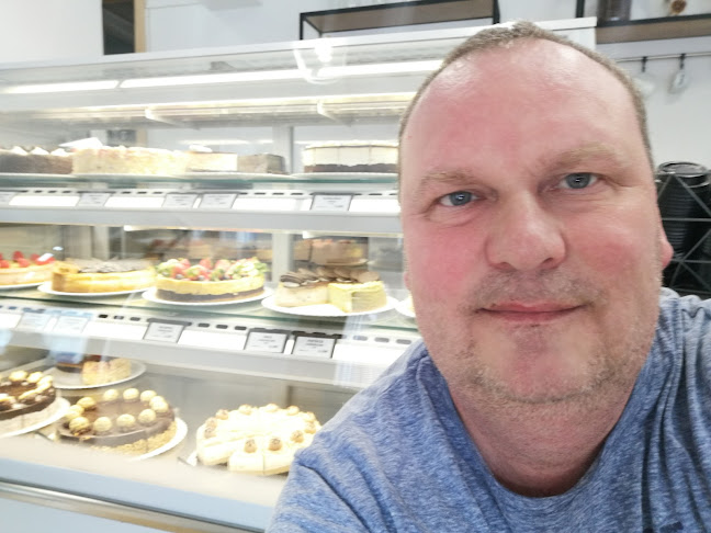 7555, Teplická 2270/18, 921 01 Piešťany