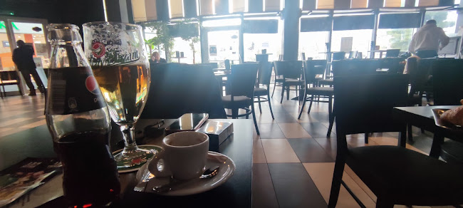 Comentarii opinii despre Music a Cafe