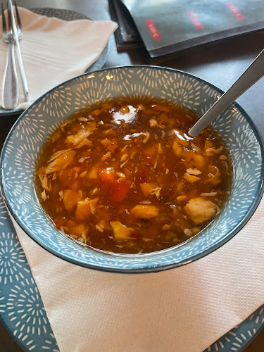 Halong - Vietnam Food and Sushi - Gastronómia a pohostinstvo