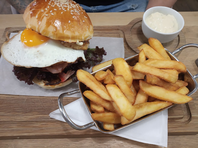 Opinii despre JaboJrout - Žabožrút în Bratislava - Gastronómia a pohostinstvo