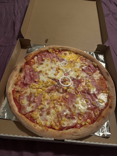 MÁNIA Pizzéria KNM