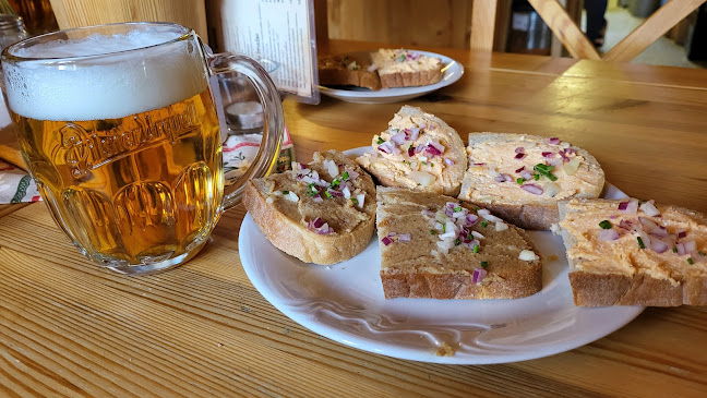 Opinii despre Dedečkova chata în Mýto pod Ďumbierom - Gastronómia a pohostinstvo