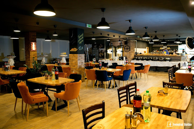 Opinii despre Central pub & restaurant în Snina - Gastronómia a pohostinstvo