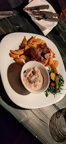 La Cucaracha - Gastronómia a pohostinstvo