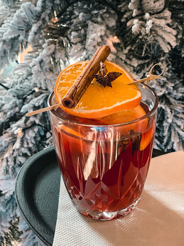 Comentarii opinii despre Gallery café