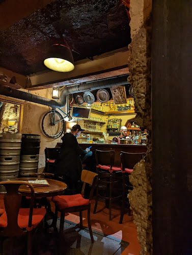 Grösslingová 2479/6, 811 09 Bratislava