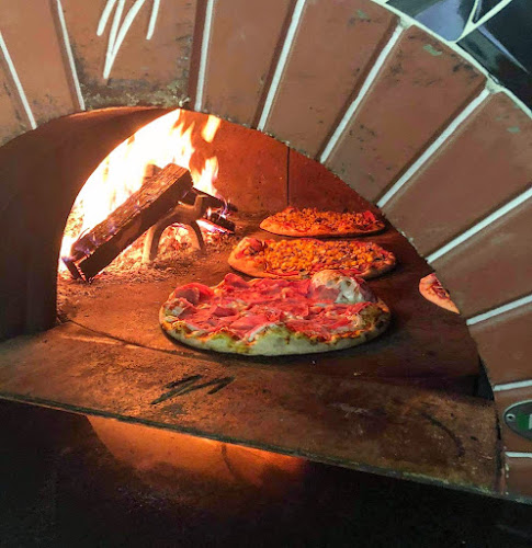 Opinii despre Pizza z Viesky în Kočovce - Gastronómia a pohostinstvo