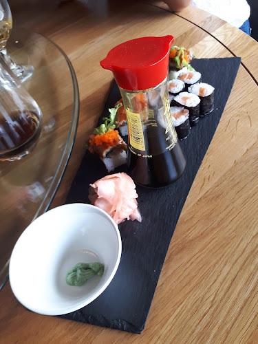 Comentarii opinii despre Jasmin