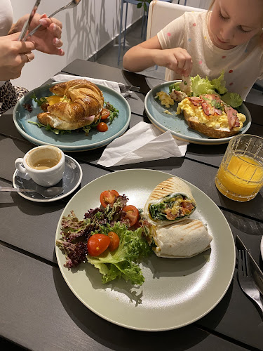 Opinii despre BOTTOVA • Coffee • Brunch • Gineria în Banská Bystrica - Gastronómia a pohostinstvo