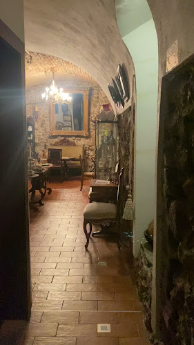 Café L'Aura & Antik art shop