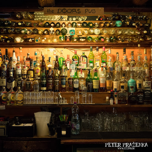 Comentarii opinii despre The Doors Pub