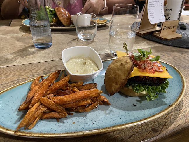 Coburg bistro - Gastronómia a pohostinstvo