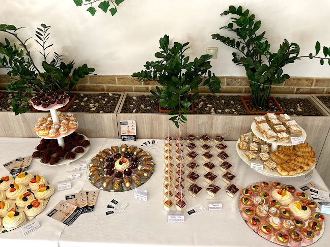 Hlavná 77, vstup aj na Jarková (cafe za siedmimi oknami, 080 01 Prešov