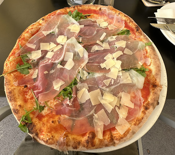 Pizzeria Leone
