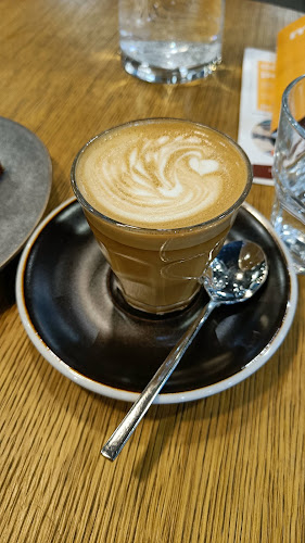 Comentarii opinii despre Moment