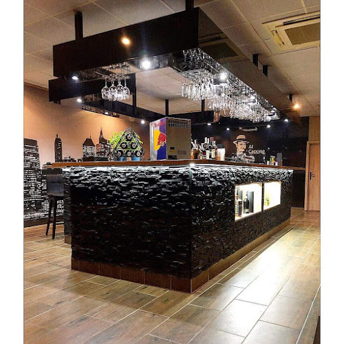 Al Capone Caffee Bar - Gastronómia a pohostinstvo