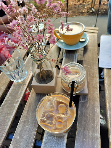 Comentarii opinii despre Moka Coffee shop