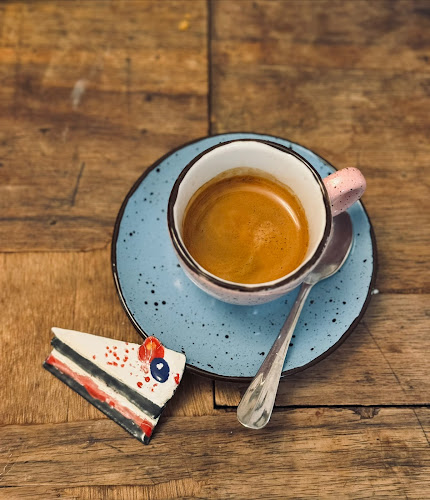 Lazovná 247/16, 974 01 Banská Bystrica