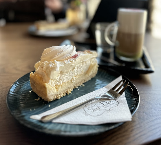 Opinii despre Kaviareň Tvoj Deň - coffee & cake în Bardejov - Gastronómia a pohostinstvo