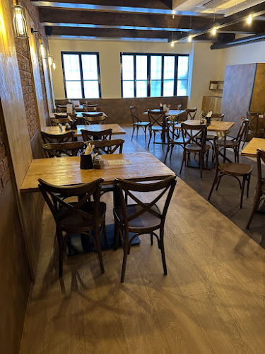 Radničná ZA Reštaurácia - Staré Mesto