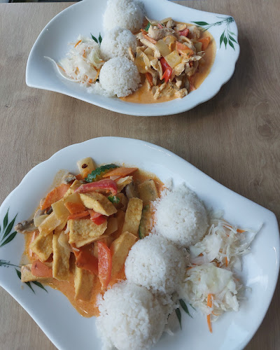 Halong - Vietnam Food and Sushi - Gastronómia a pohostinstvo