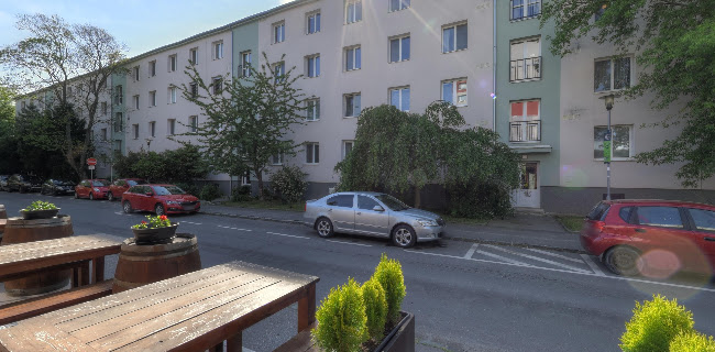 Opinii despre Plnofúz în Bratislava - Gastronómia a pohostinstvo