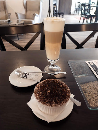 Opinii despre Caffé Trieste Trnava în Trnava - Gastronómia a pohostinstvo