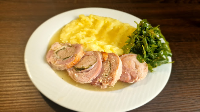 Opinii despre Melody Restaurant în Bratislava - Gastronómia a pohostinstvo