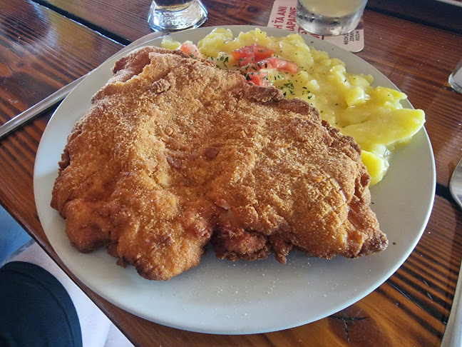 Slnečné jazerá 2460, 903 01 Senec