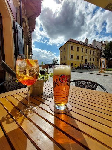 Café L'Aura & Antik art shop