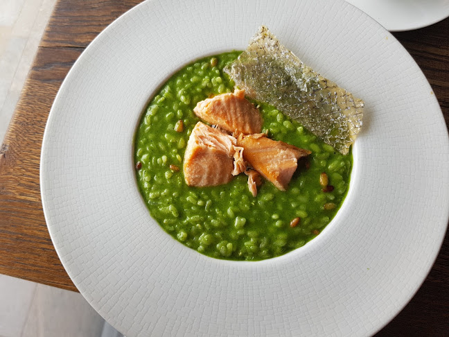 Opinii despre Savage Bistro Bar & Restaurant în Staré Mesto - Gastronómia a pohostinstvo