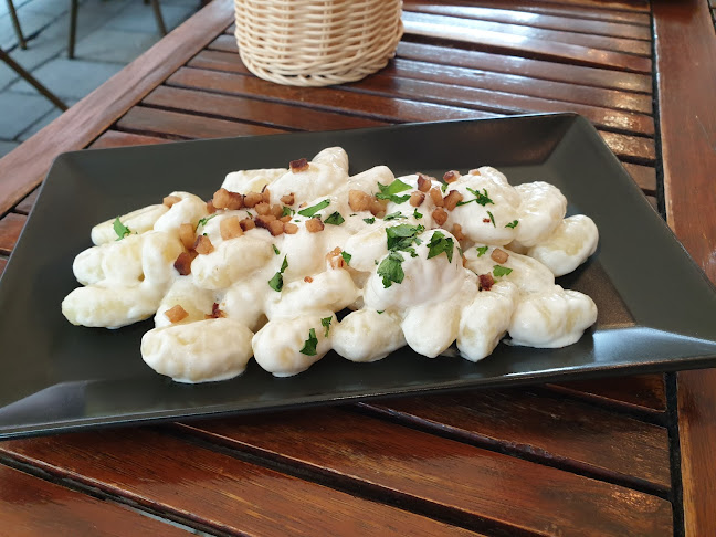 LINOS bistro - Gastronómia a pohostinstvo