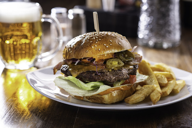 Country Saloon - Gastronómia a pohostinstvo