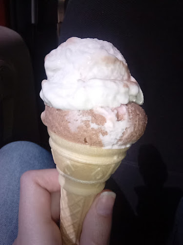 Opinii despre Hanušovská “Redžepovičová” zmrzlina în Hanušovce nad Topľou - Gastronómia a pohostinstvo