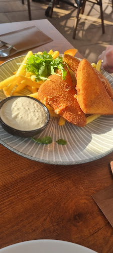 Opinii despre Scarlett Pension & Restaurant în Veľký Meder - Gastronómia a pohostinstvo