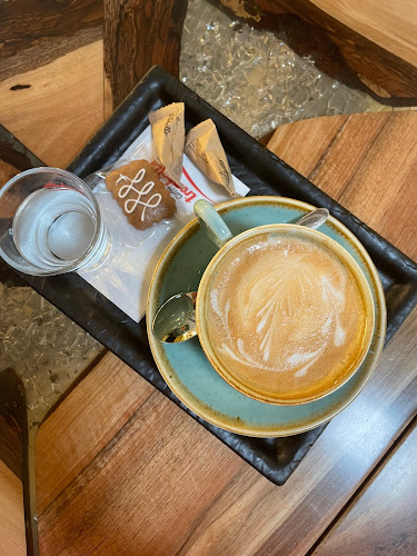 Cukrkandel Patisserie - Gastronómia a pohostinstvo