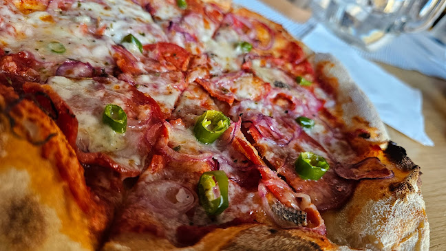 Opinii despre RETRO pizza & pub în Štôla - Gastronómia a pohostinstvo