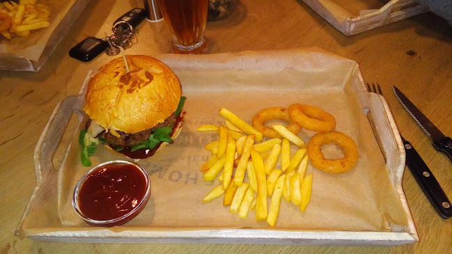 Domča_pizza_burgre - Gastronómia a pohostinstvo