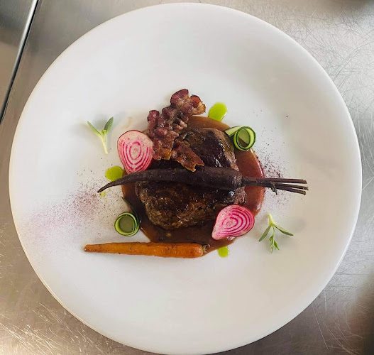 Opinii despre Reštaurácia Ponorka în Trebišov - Gastronómia a pohostinstvo