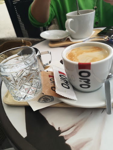 Opinii despre Aston Caffe în Banská Bystrica - Gastronómia a pohostinstvo