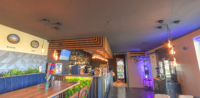 Pilot Bar - Gastronómia a pohostinstvo