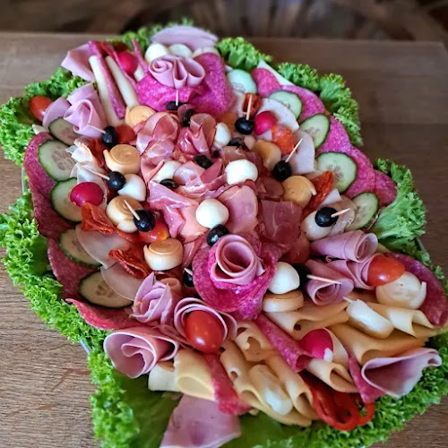 Kaviareň Varesse - Gastronómia a pohostinstvo